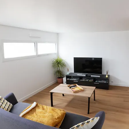 Proche De Clermont-ferrand Châteaugay